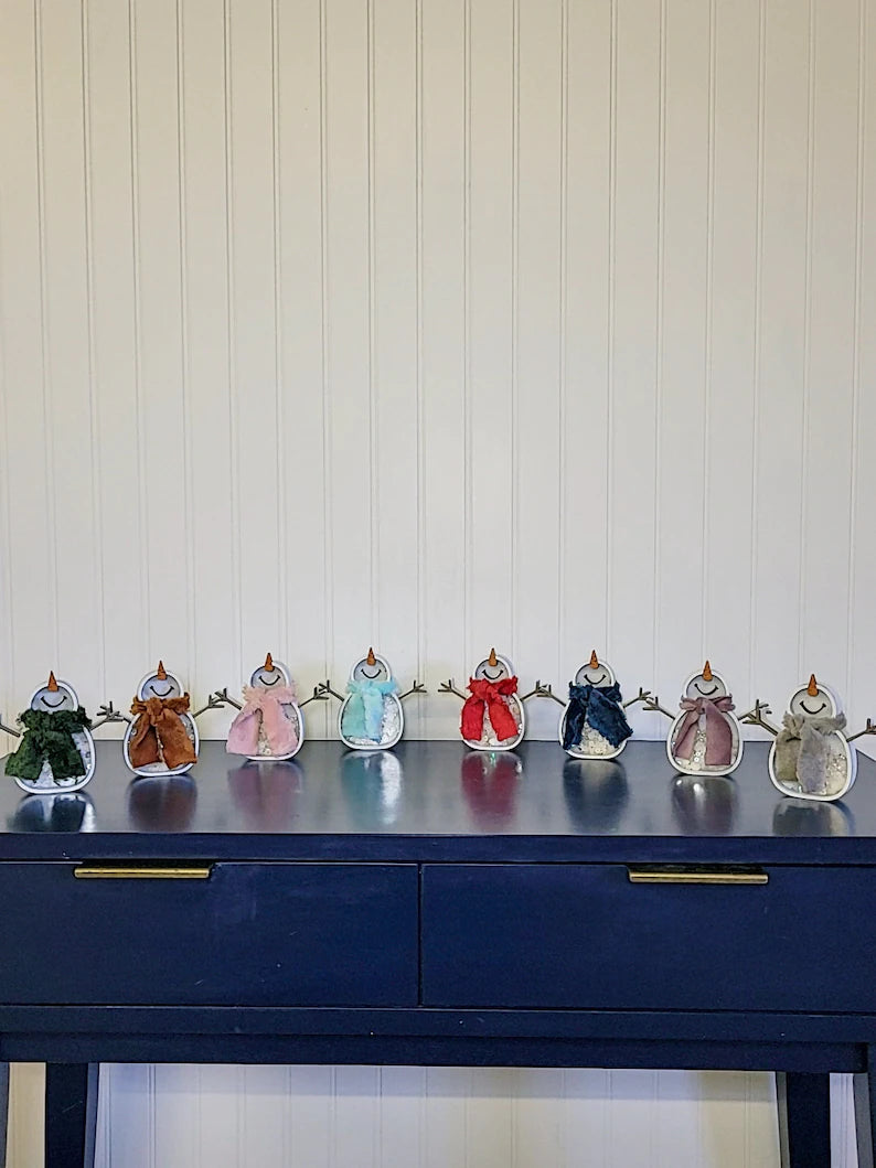 Snowman Mini Sprinkle Shaker Sign with Option for Extra Scarves